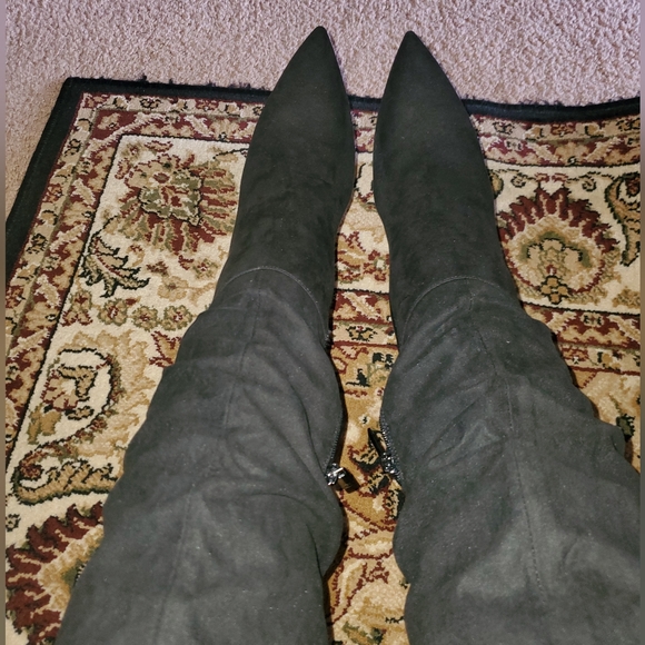 Brand New JLO JENNIFER LOPEZ Krim BootThe Krim below-the-knee boot - Picture 16 of 16